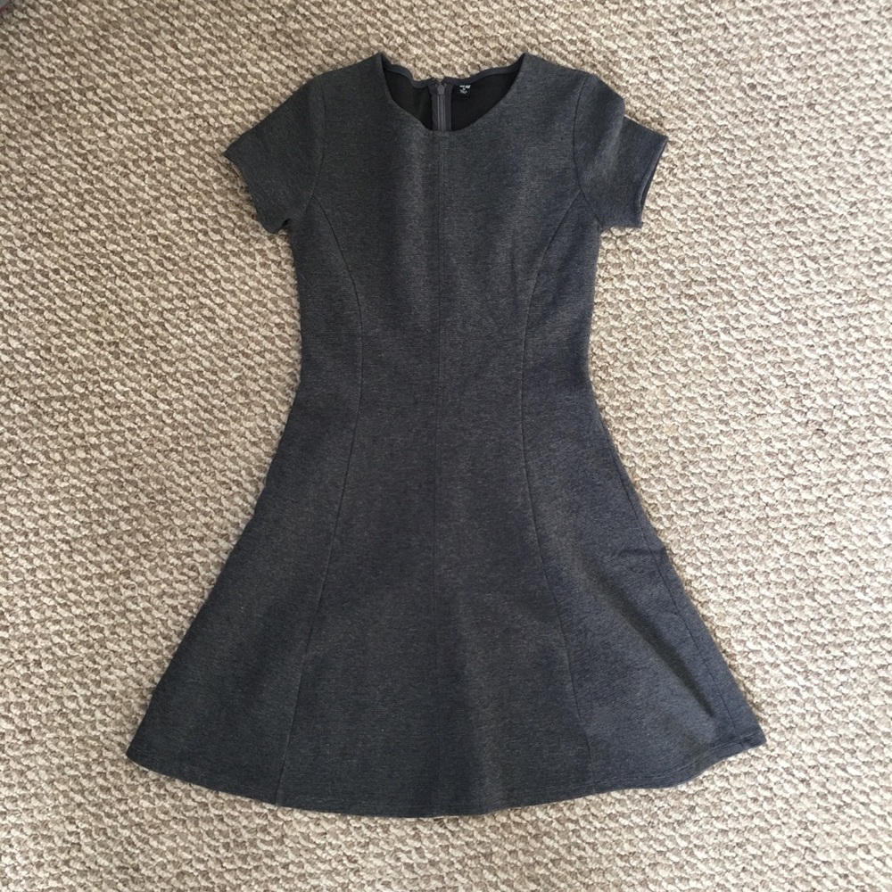 Uniqlo grey fit-and-flare dress